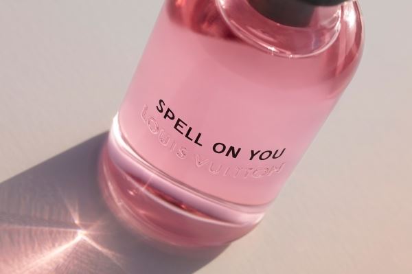 Louis Vuitton выпустил аромат Spell On You
