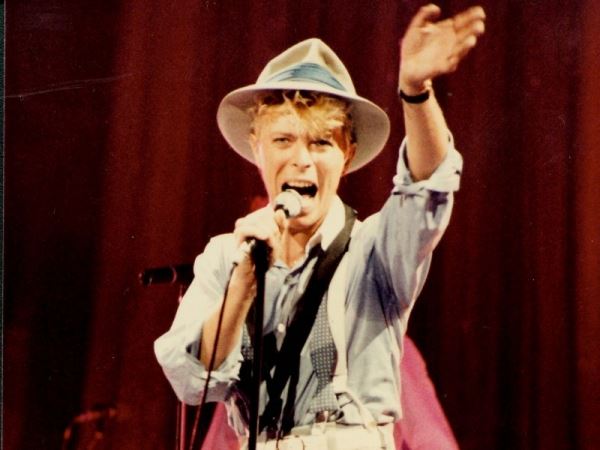 Неизданный альбом Дэвида Боуи выпустят к рождеству в честь 75-летия рокера