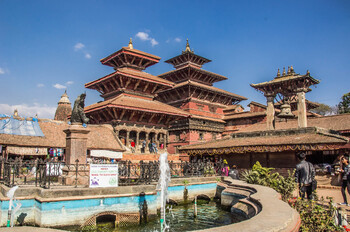 Непал возобновил выдачу виз по прибытии иностранцам  