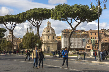 В Италии отменяют ограничение на число посетителей всех культурных учреждений 