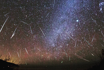 В ночь с 8 на 9 октября все жители России смогут увидеть звездопад Дракониды